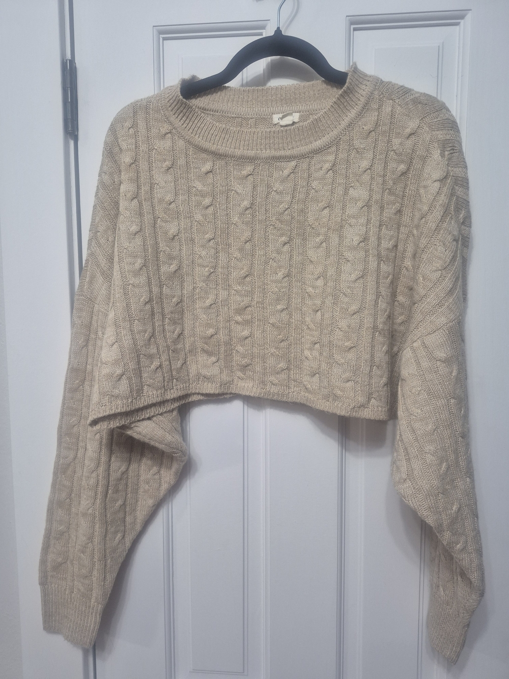 Garage Cream Cable-Knit Cropped Crewneck Sweater